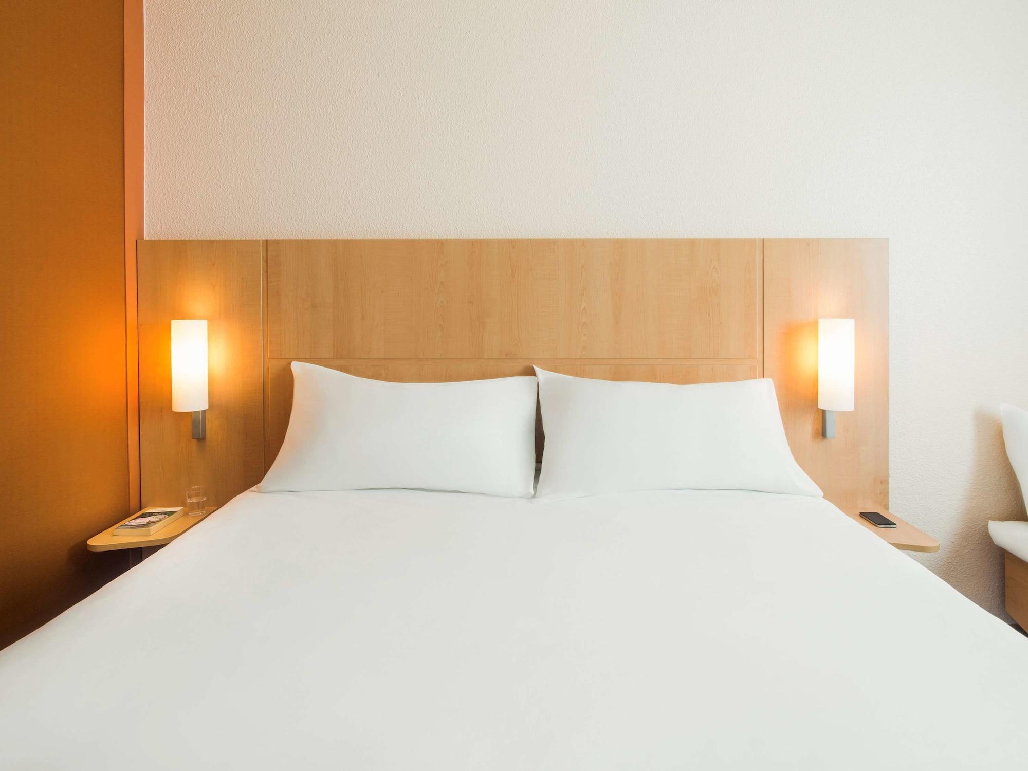 B&B Hotel Les Sables-D'Olonne Centre Gare Екстериор снимка