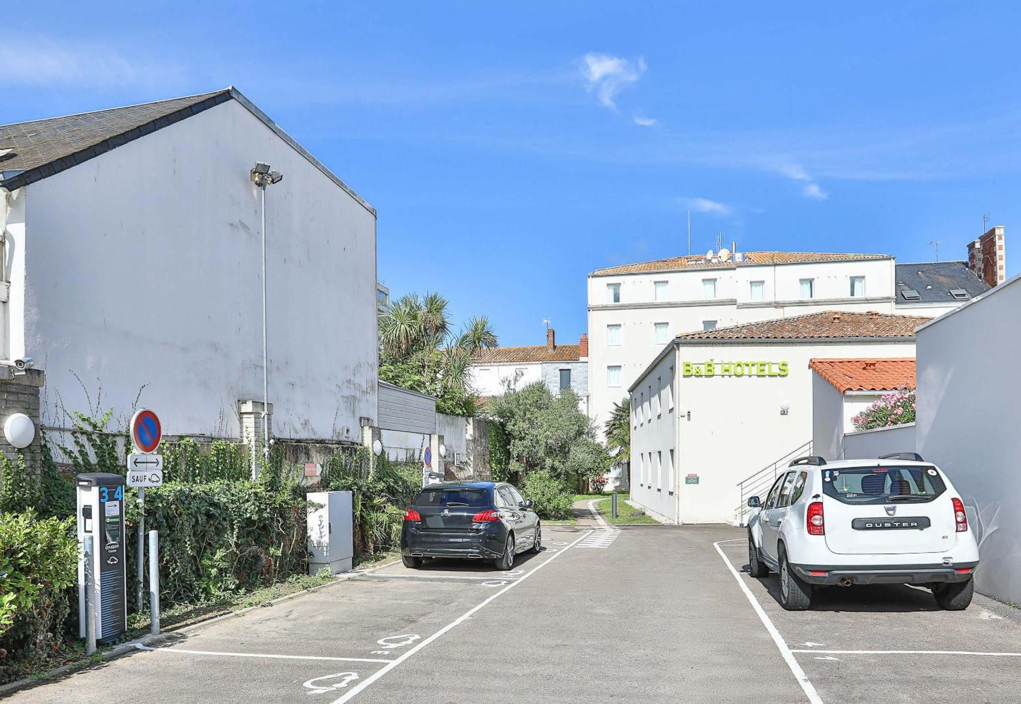 B&B Hotel Les Sables-D'Olonne Centre Gare Екстериор снимка