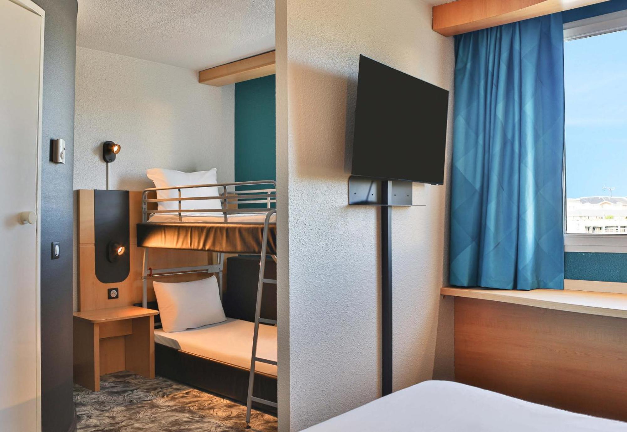 B&B Hotel Les Sables-D'Olonne Centre Gare Екстериор снимка