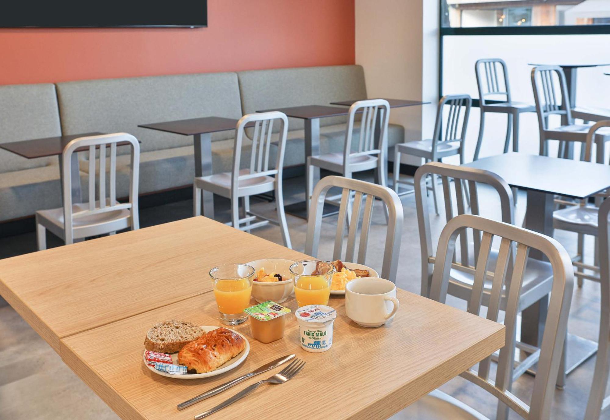 B&B Hotel Les Sables-D'Olonne Centre Gare Екстериор снимка
