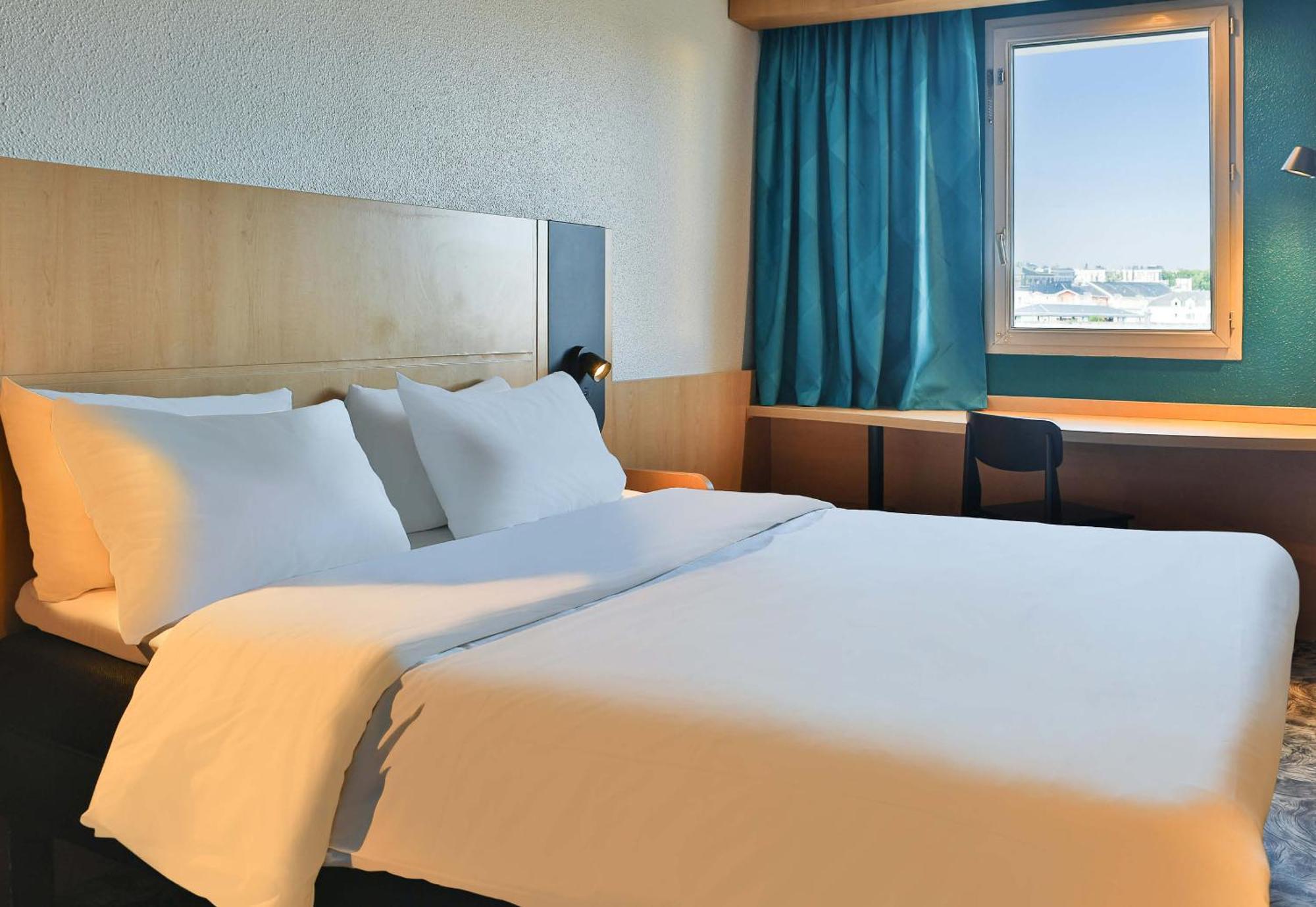 B&B Hotel Les Sables-D'Olonne Centre Gare Екстериор снимка