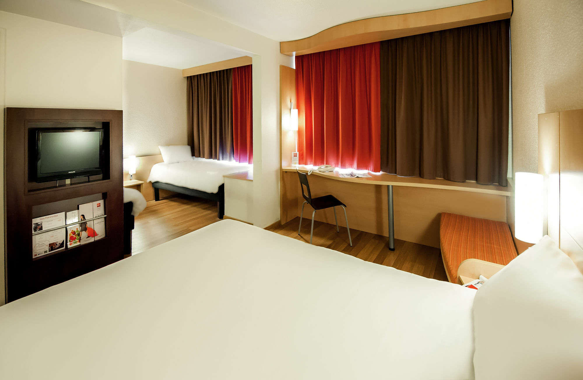 B&B Hotel Les Sables-D'Olonne Centre Gare Екстериор снимка