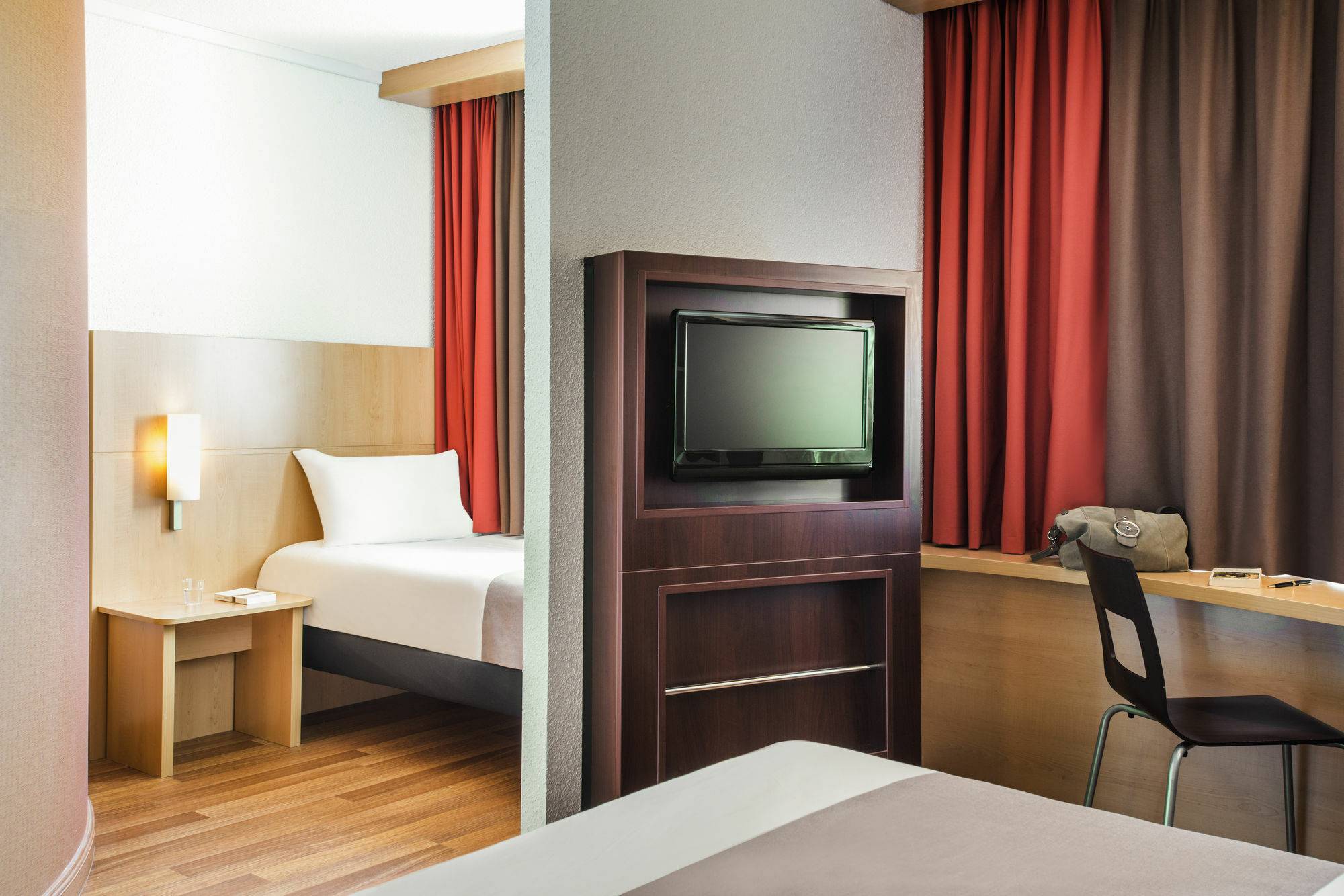 B&B Hotel Les Sables-D'Olonne Centre Gare Екстериор снимка